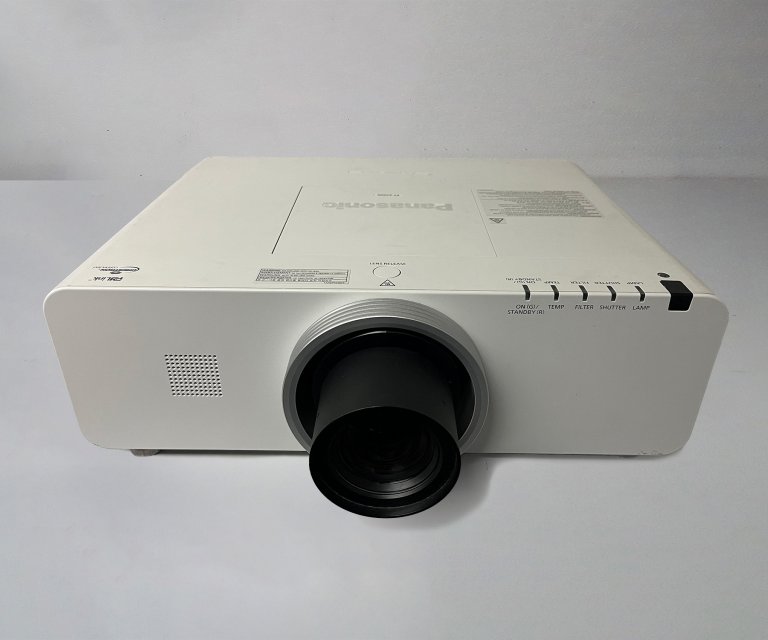 PANASONIC-PT-EX600E